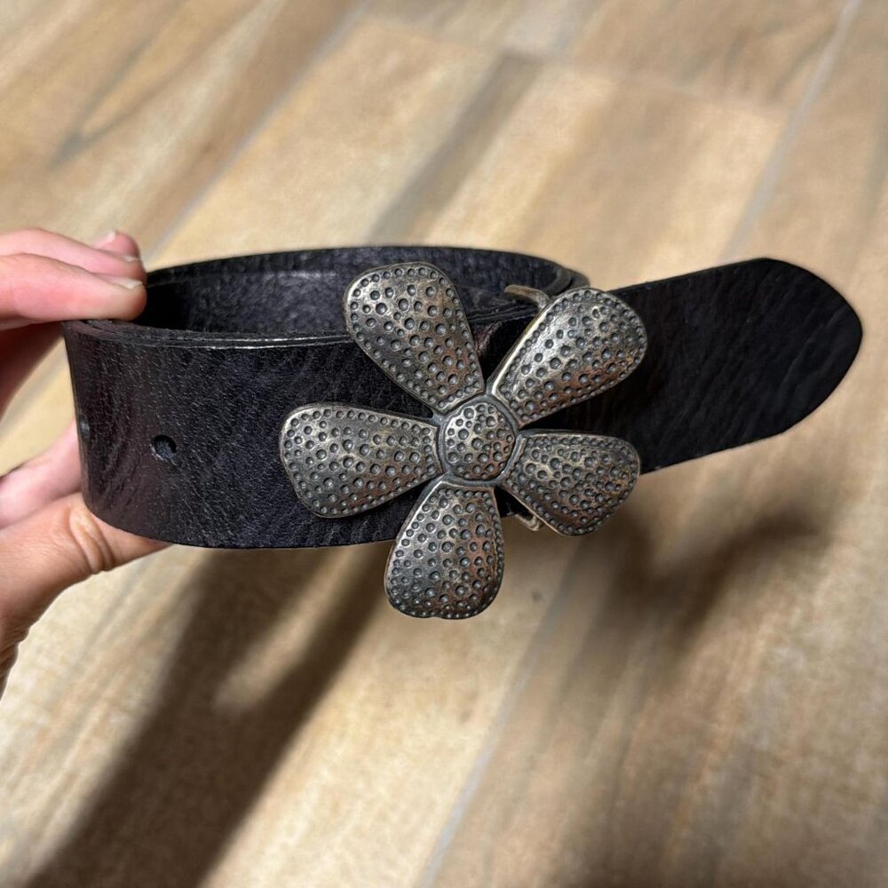 silpada designs black leather belt silver-tone daisy flower
